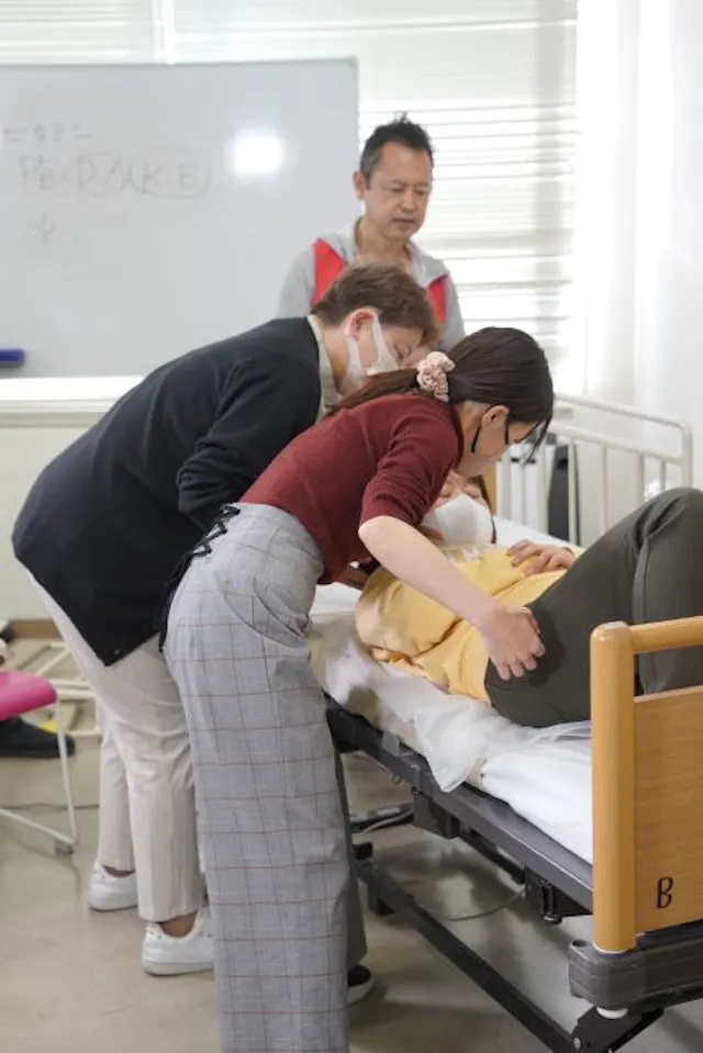 介護職員初任者研修講座【調布校・国分寺校】